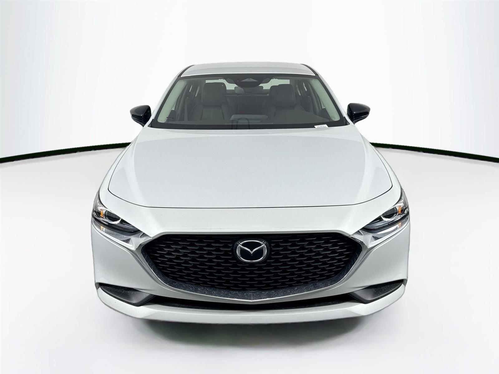 2025 Mazda Mazda3 2.5 Select Sport photo 3
