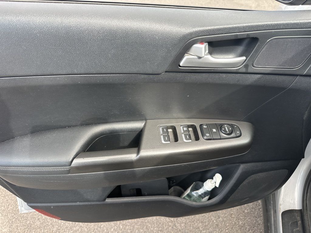 2017 Kia Sportage LX photo 19
