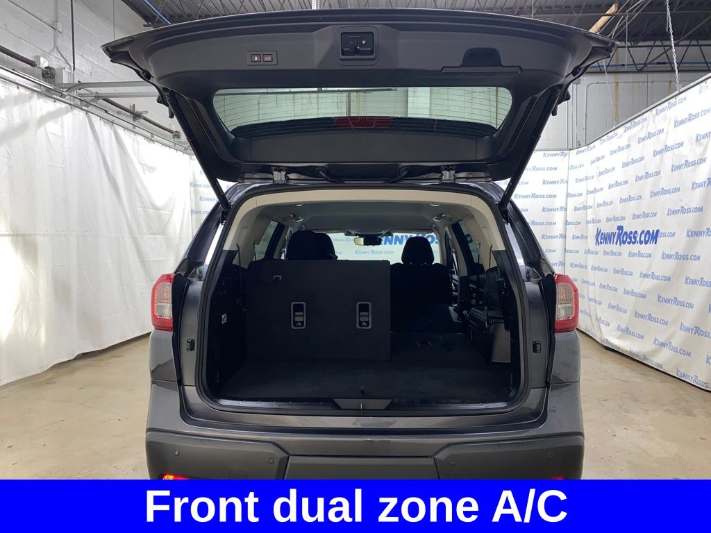 2024 Subaru Ascent Premium photo 6