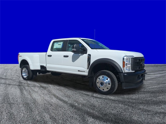 2026 Ford F-450 photo 2