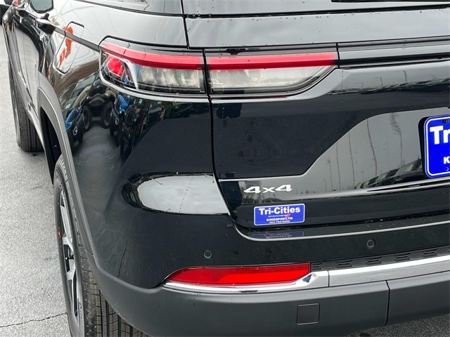 2025 Jeep Grand Cherokee Limited photo 4