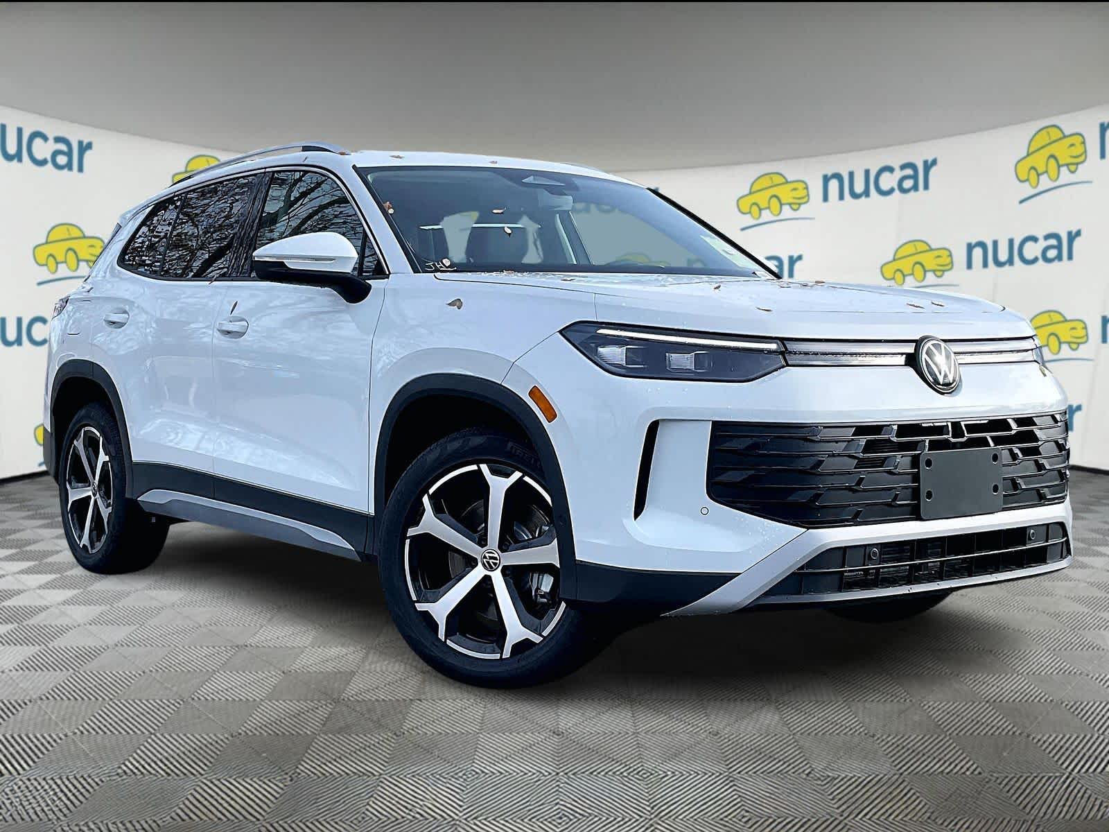 2026 Volkswagen Tiguan SE's photo