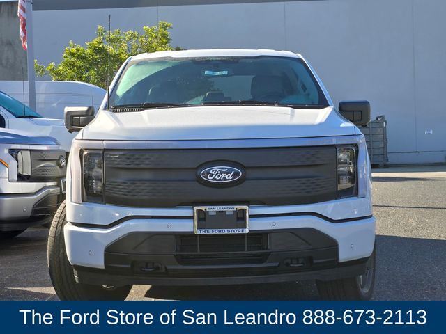 2025 Ford F-150 Lightning photo 3