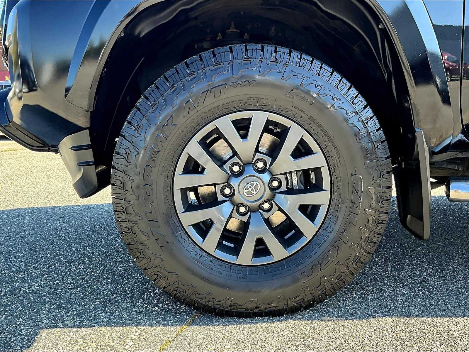 2021 Toyota Tacoma SR5 photo 7