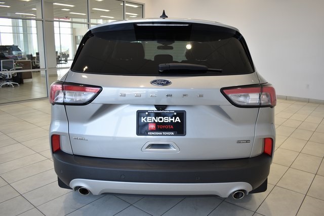 2022 Ford Escape Hybrid SEL photo 8