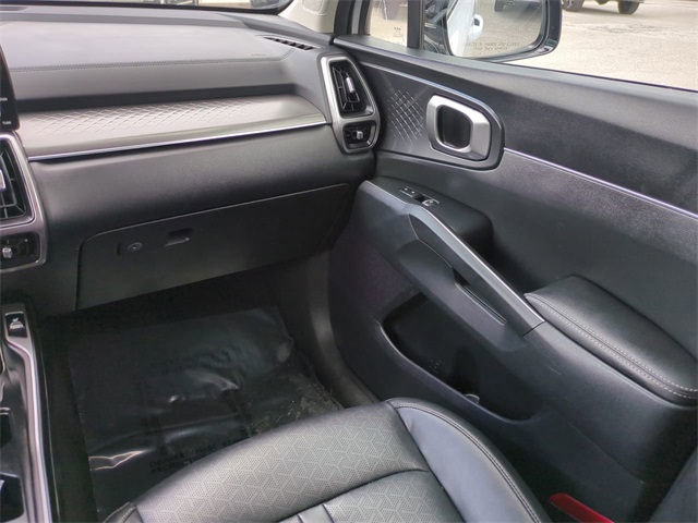 2023 Kia Sorento S photo 15