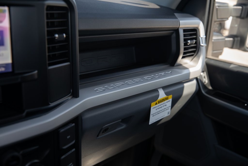 2025 Ford F-350 XL photo 37