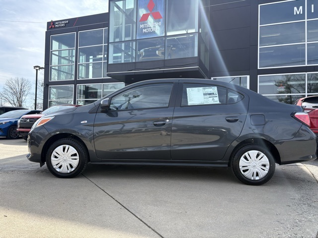 2024 Mitsubishi Mirage G4 ES photo 4