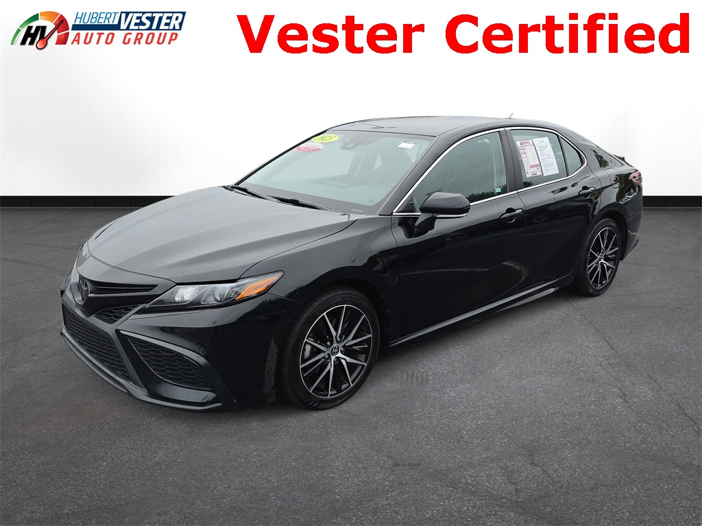 2023 Toyota Camry SE photo 2
