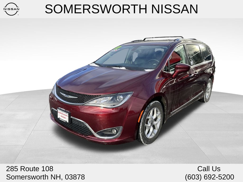 2017 Chrysler Pacifica Touring-L Plus