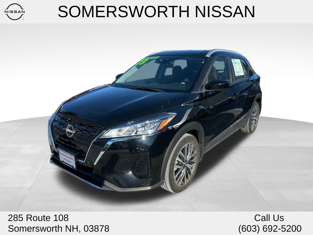 2023 Nissan Kicks SV's photo
