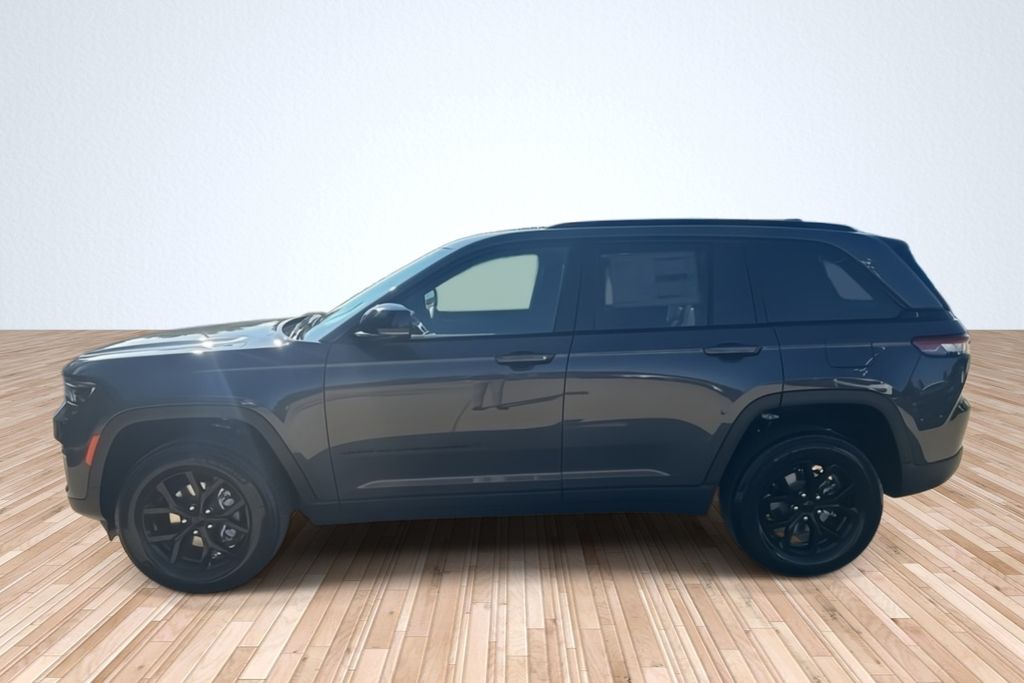 2025 Jeep Grand Cherokee Altitude X photo 4
