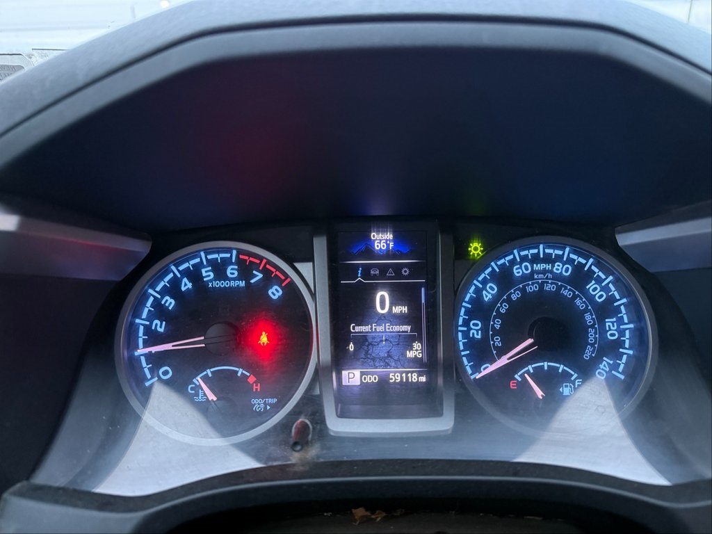 2022 Toyota Tacoma SR5 photo 3