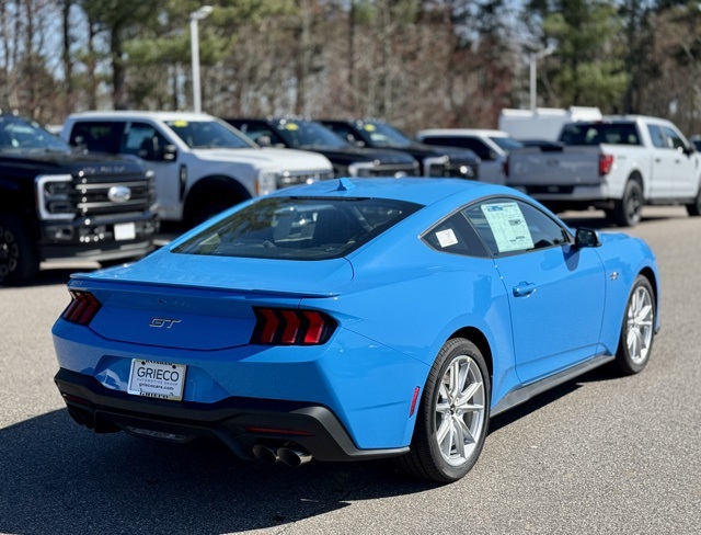 2025 Ford Mustang GT Premium photo 4