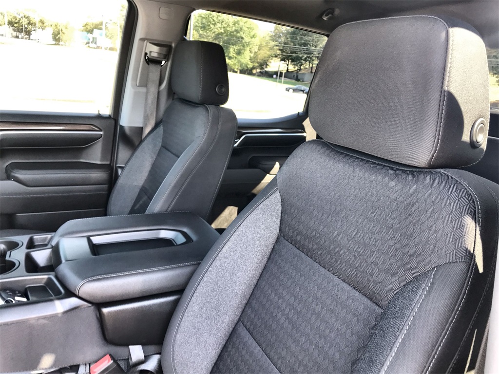 2022 Chevrolet Silverado 1500 LT photo 11