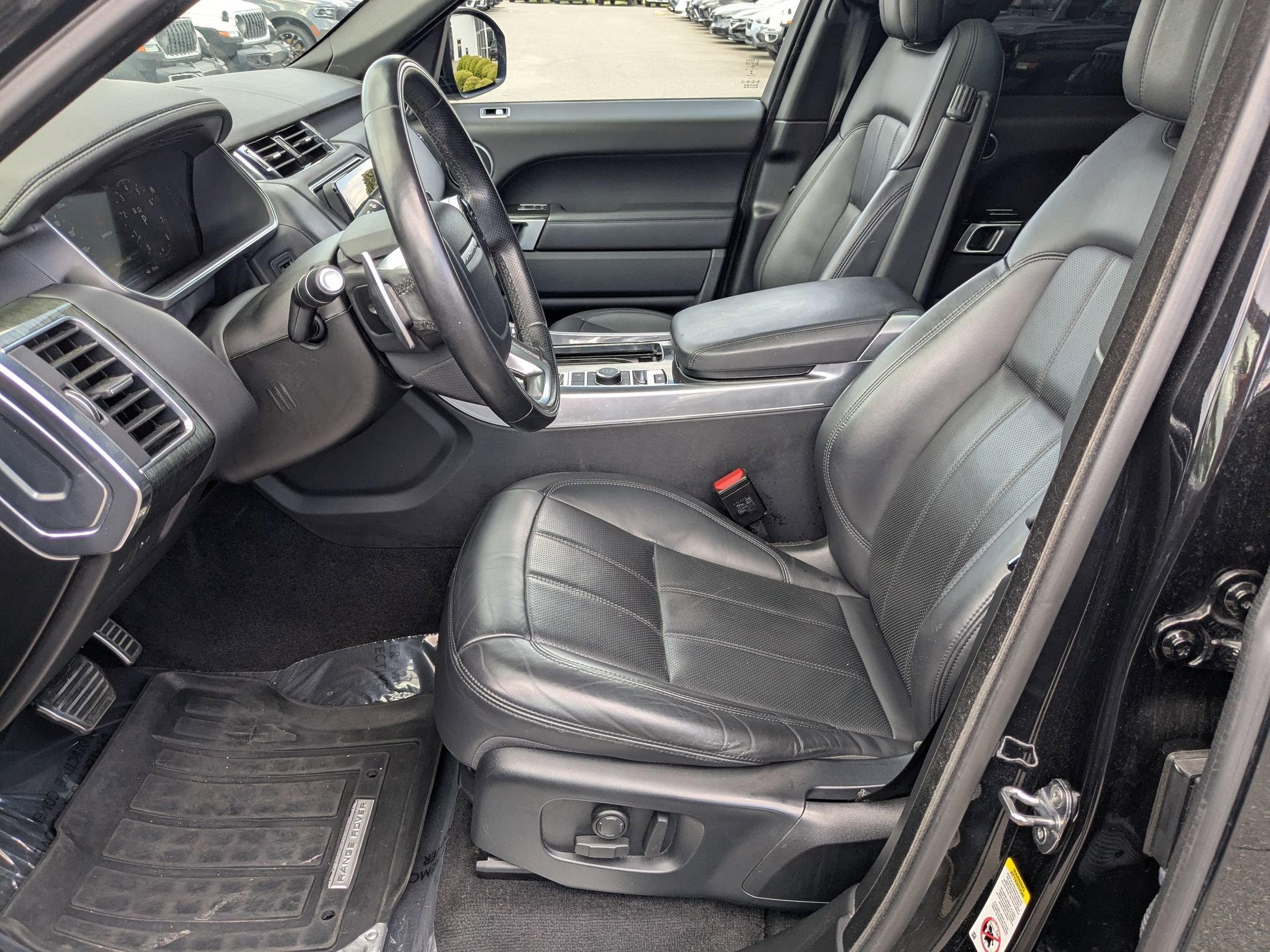 2020 Land Rover Range Rover Sport HSE Dynamic photo 15