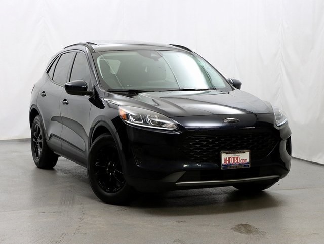 2021 Ford Escape SE's photo