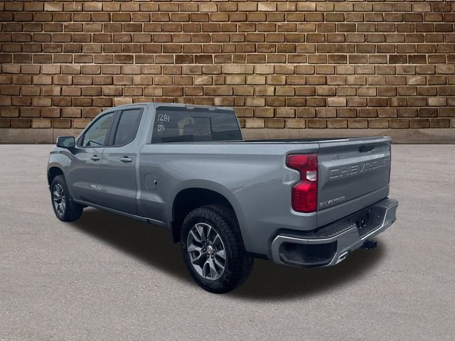 2026 Chevrolet Silverado 1500 LT photo 3