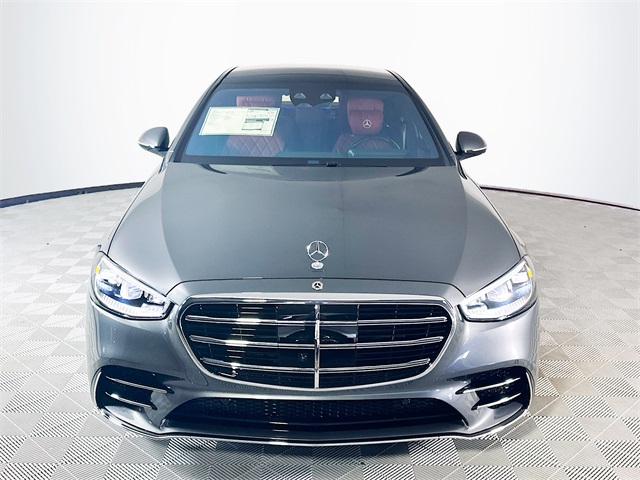 2026 Mercedes Benz S 580 4MATIC photo 2