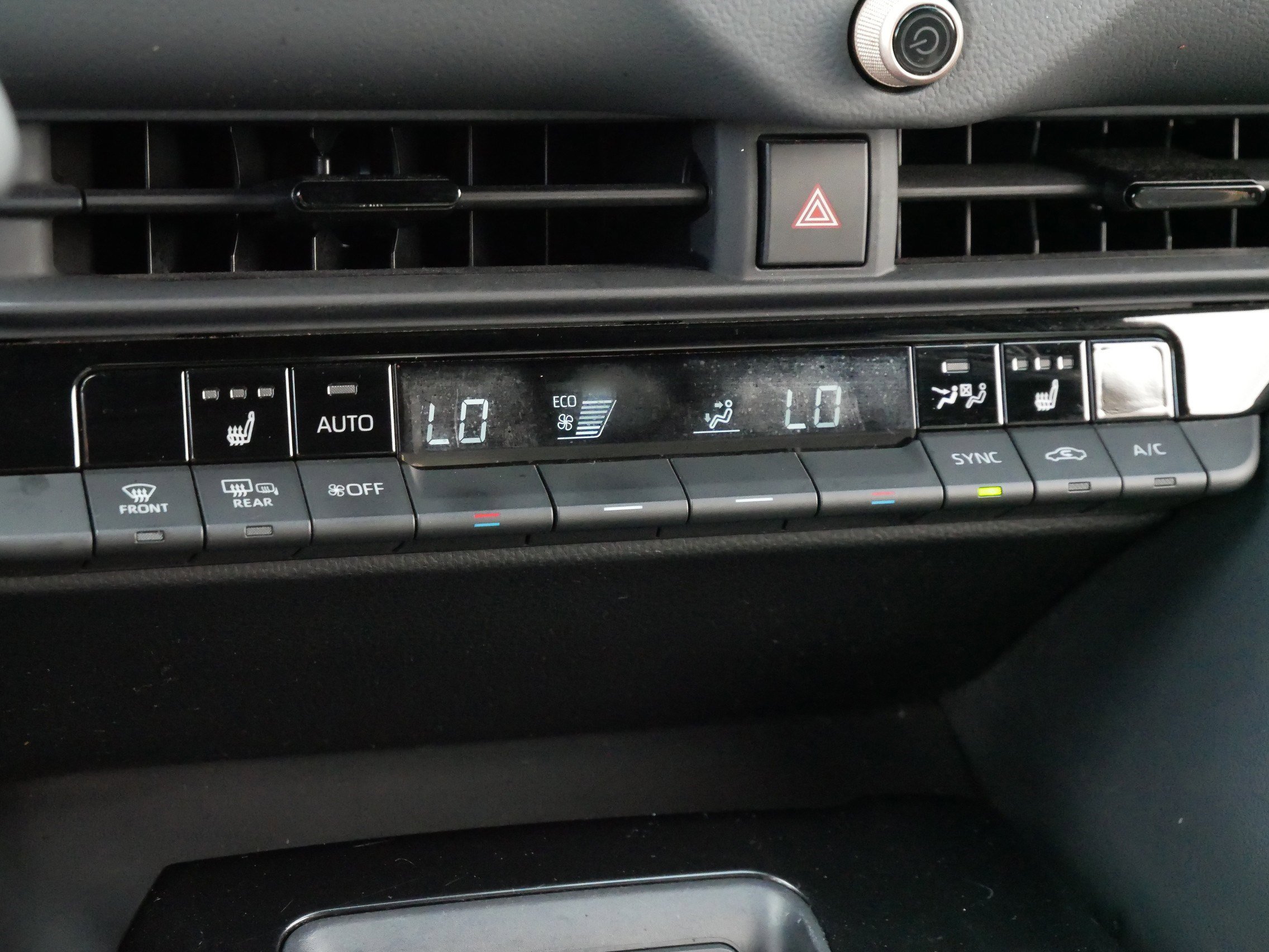 2024 Toyota Crown XLE photo 23