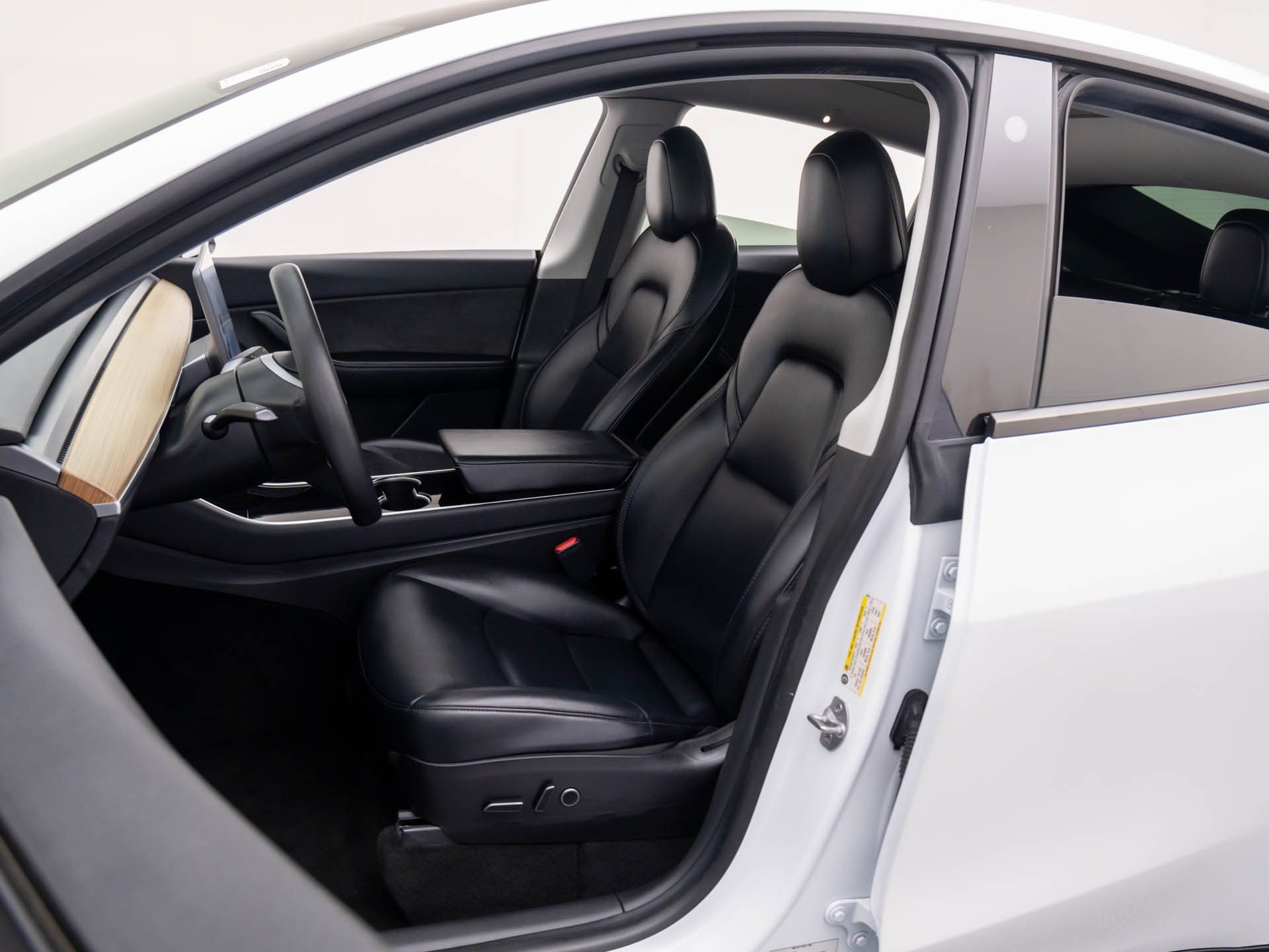 2021 Tesla Model Y Long Range photo 9