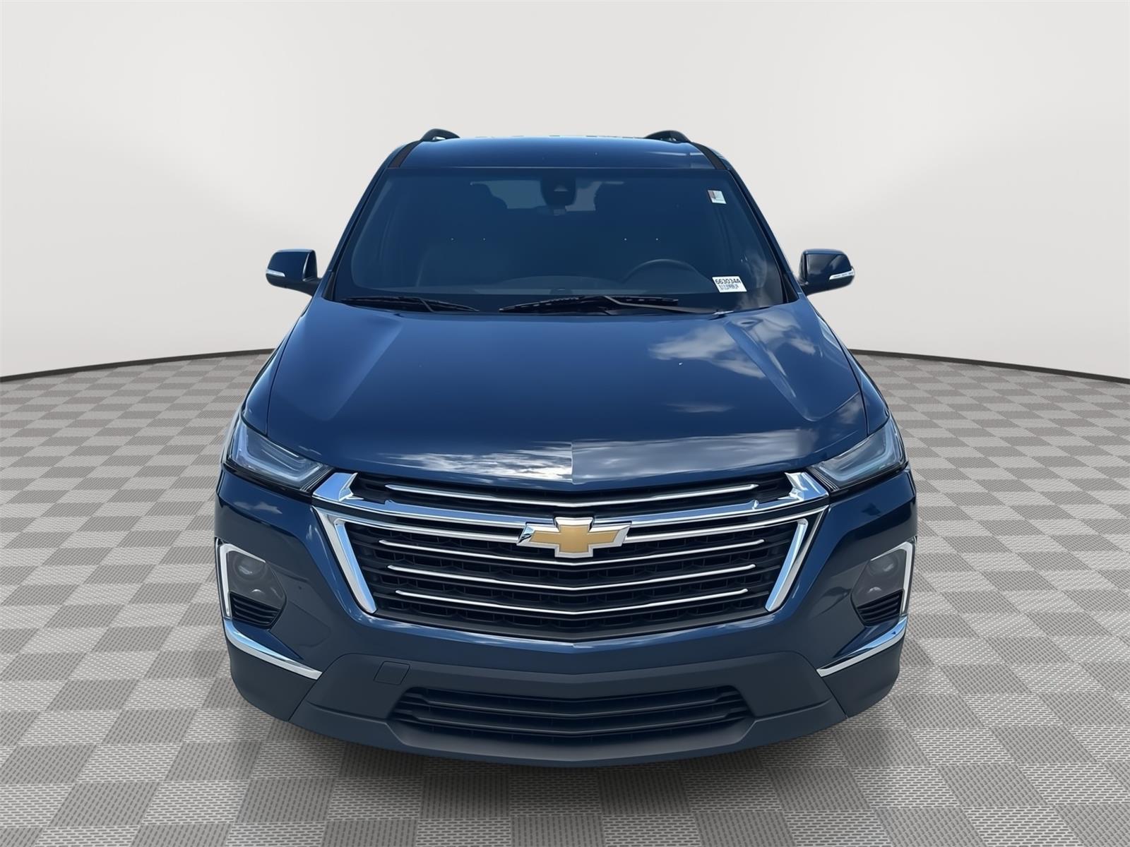 2023 Chevrolet Traverse Leather photo 2