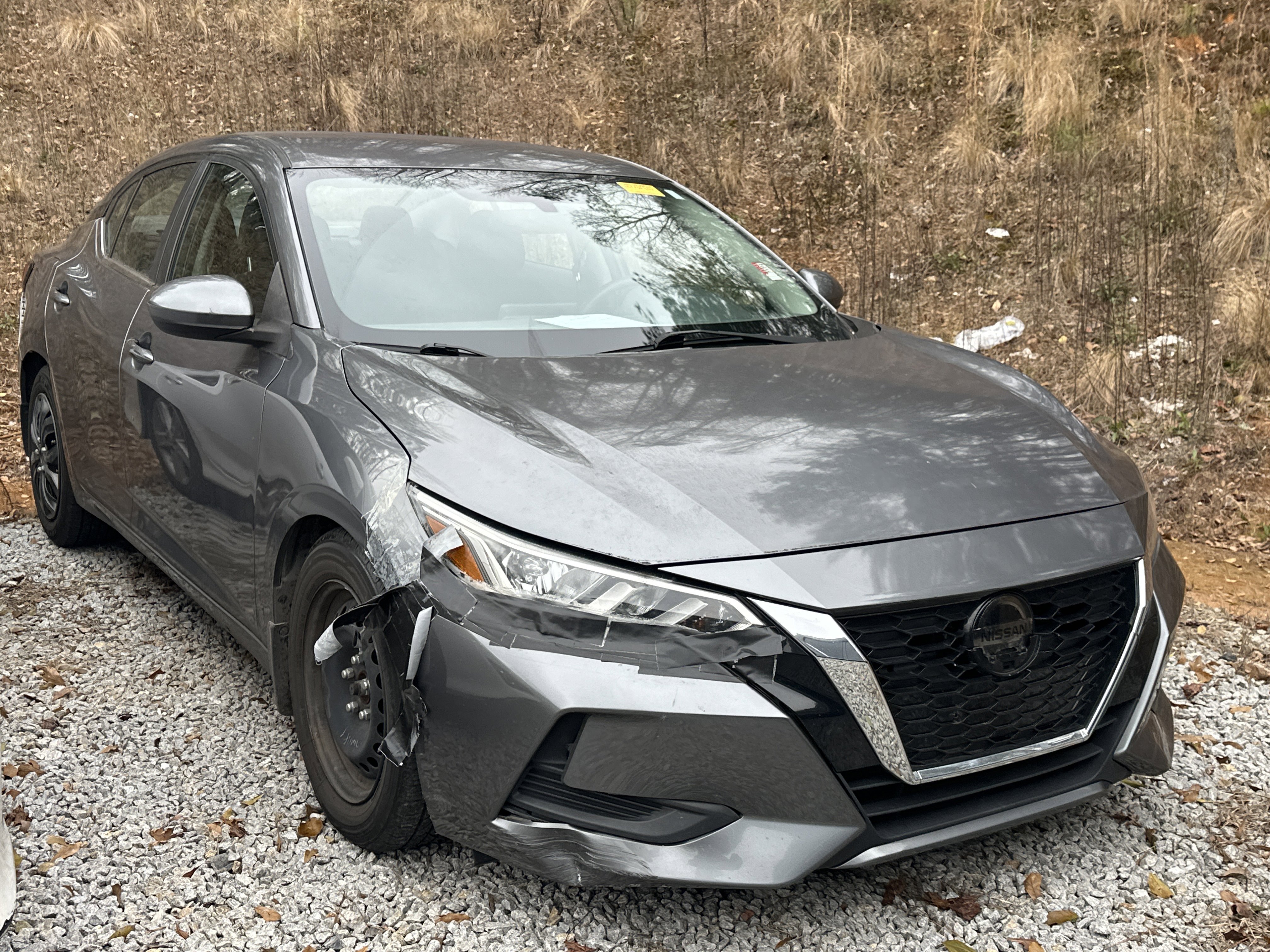 2020 Nissan Sentra S's photo