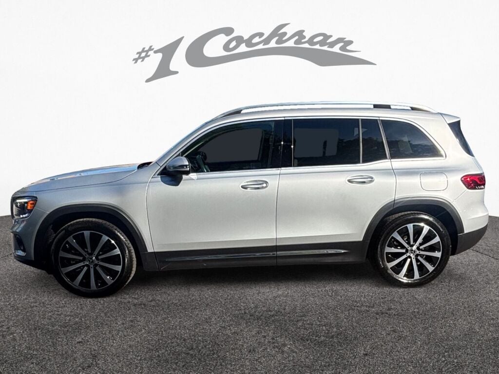 2022 Mercedes Benz GLB 250 4MATIC photo 4
