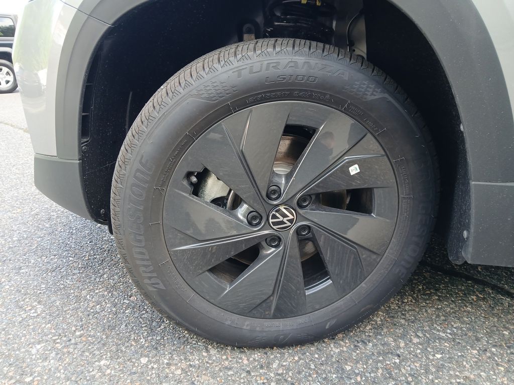 2025 Volkswagen Taos S photo 23