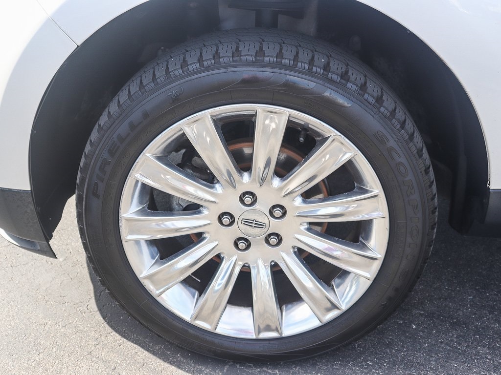 2014 Lincoln MKX Base photo 10