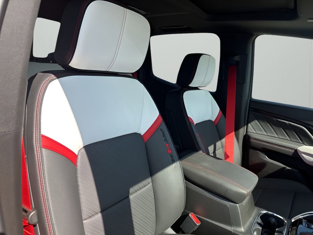 2026 Gmc Canyon AT4 photo 15
