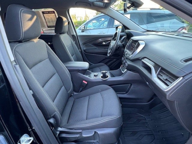 2022 Gmc Terrain SLE photo 16