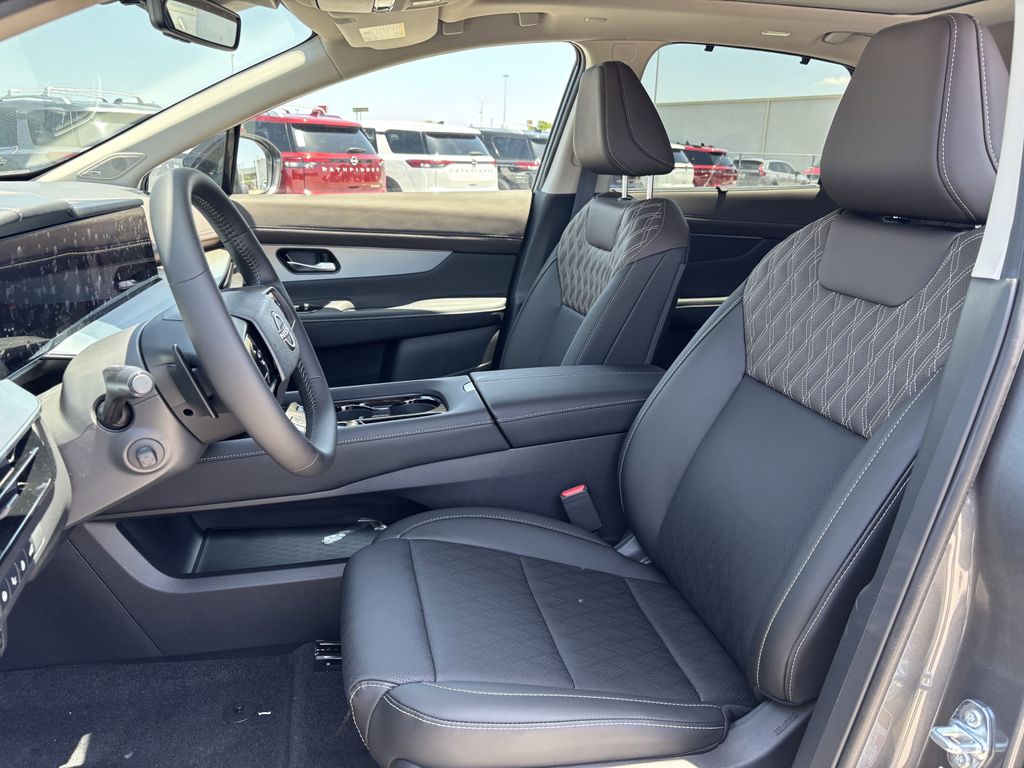 2025 Nissan Murano Platinum photo 18