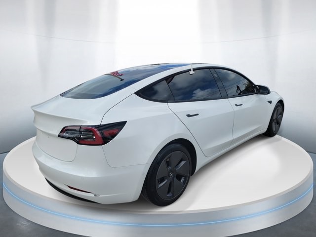 2021 Tesla Model 3 Standard Range Plus photo 4