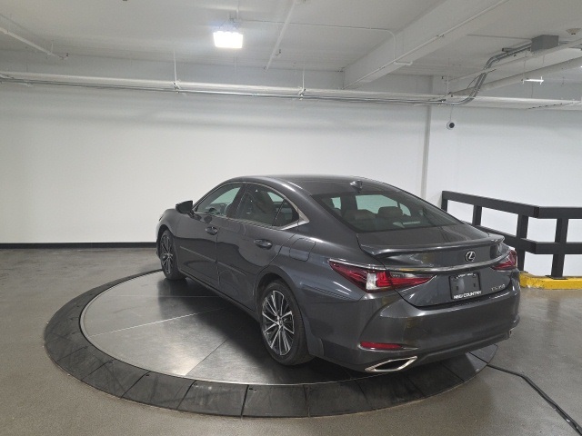 2022 Lexus ES 350 photo 4