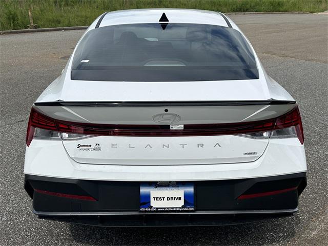 2025 Hyundai Elantra Hybrid SEL Sport photo 5