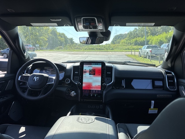 2025 Ram 1500 Laramie photo 12