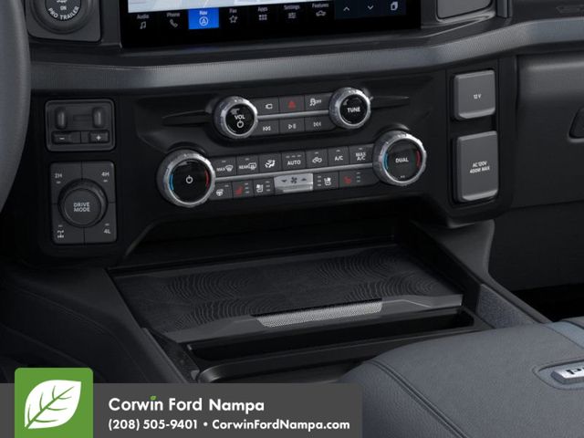 New 2025 Carbonized Gray Metallic Ford Platinum image 27