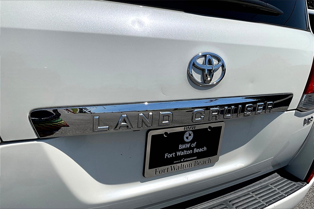 2015 Toyota Land Cruiser Base photo 23