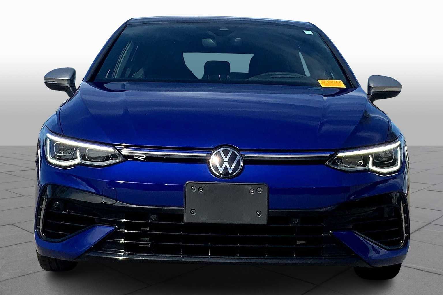 2024 Volkswagen Golf R photo 2