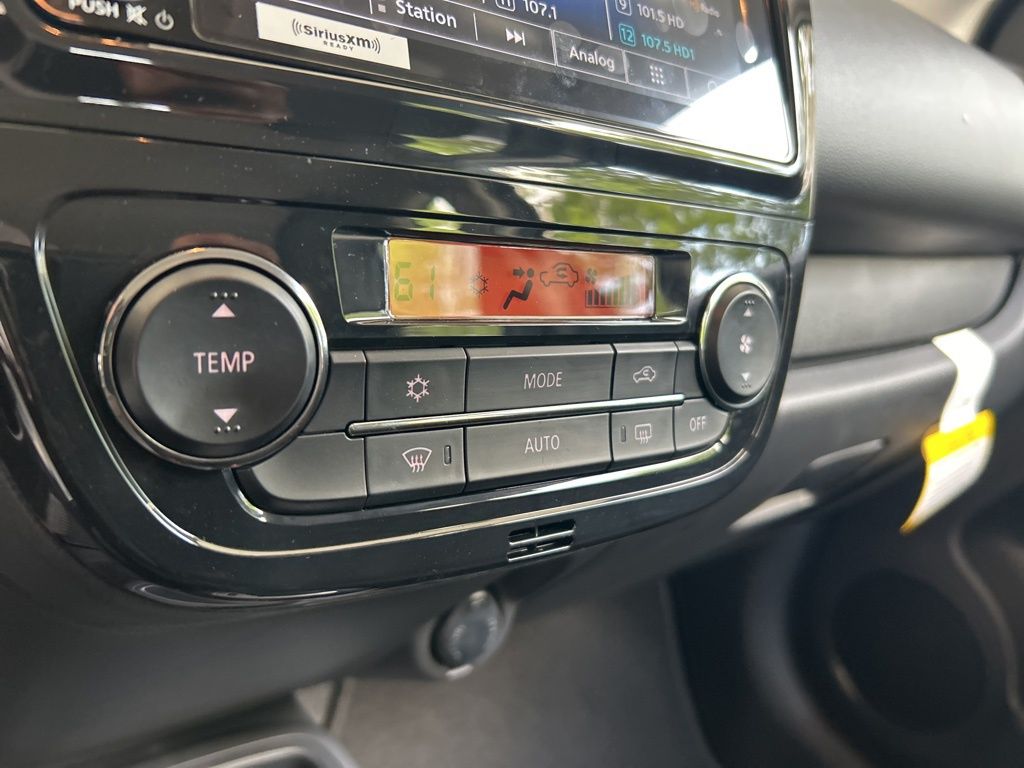 2024 Mitsubishi Mirage ES photo 31