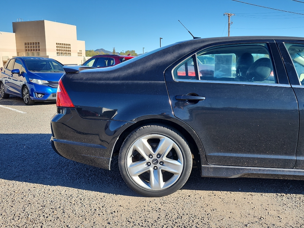 2012 Ford Fusion Sport photo 3