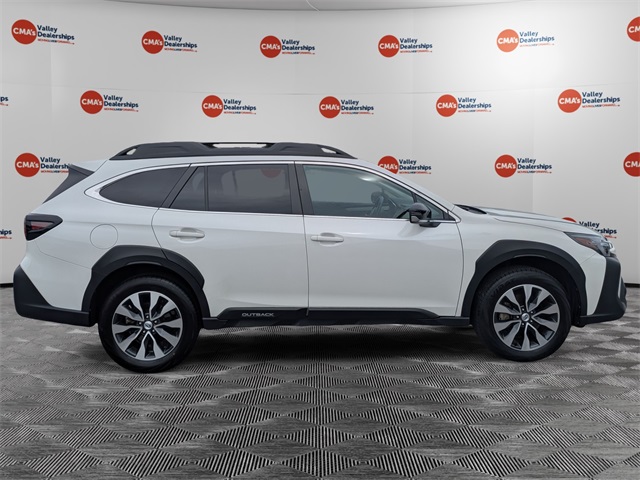2023 Subaru Outback Limited photo 3