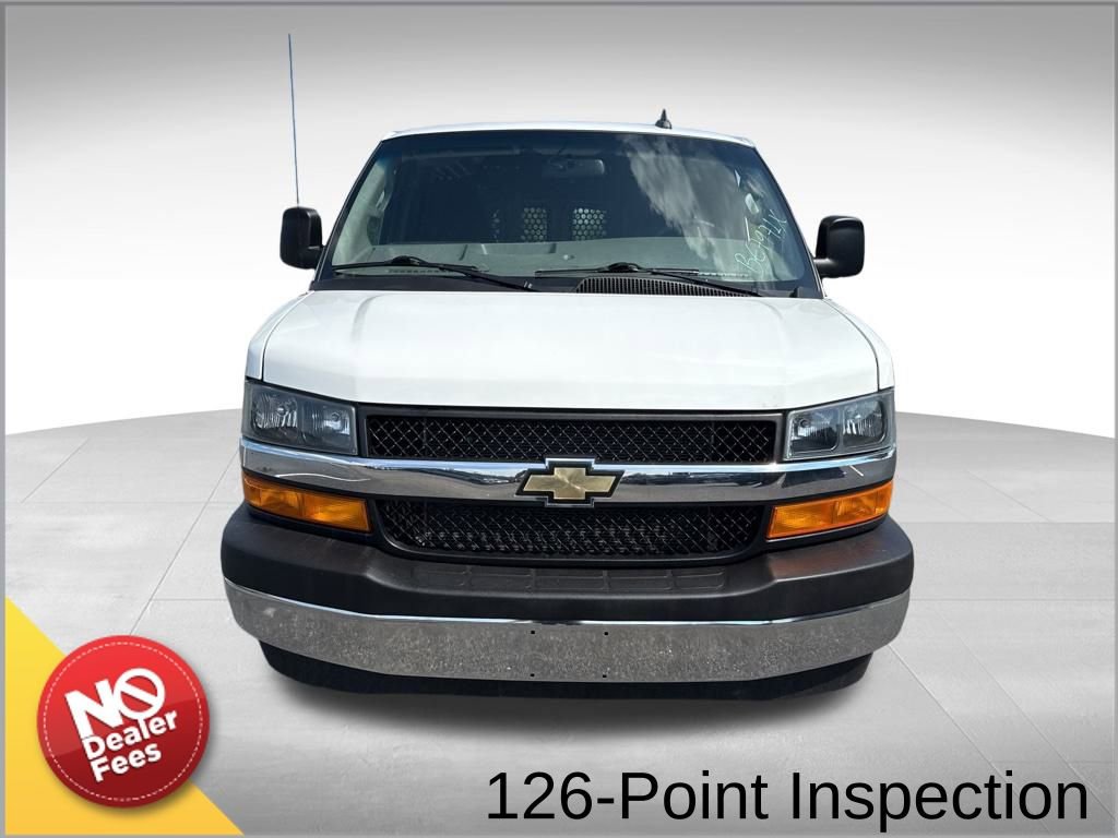 2023 Chevrolet Express Cargo 2500 photo 2