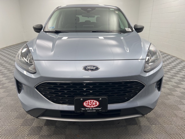 2022 Ford Escape SE photo 3