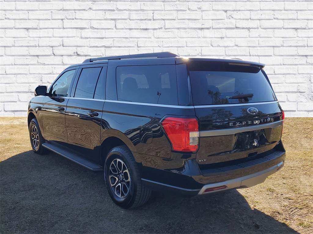 2024 Ford Expedition MAX XLT photo 3