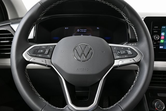 2025 Volkswagen Taos S photo 8