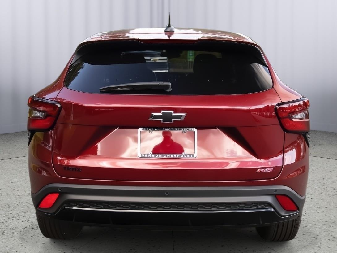 2025 Chevrolet Trax photo 4