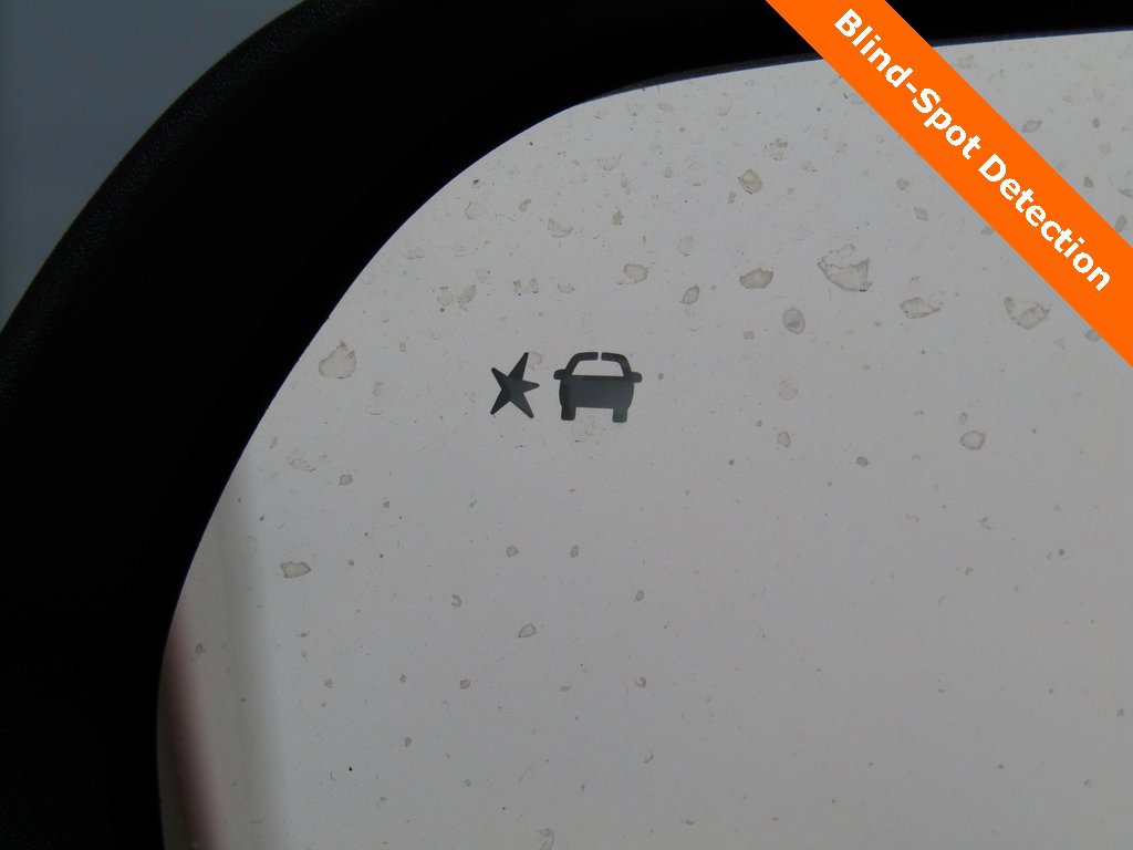 2026 Chevrolet Traverse photo 3