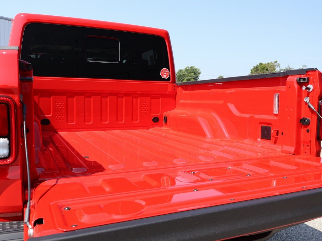 2025 Jeep Gladiator Sport photo 14